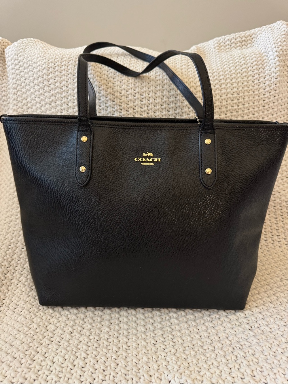 Coach City Zip Tote Black Crossgrain Leather Gold Hardware F58846